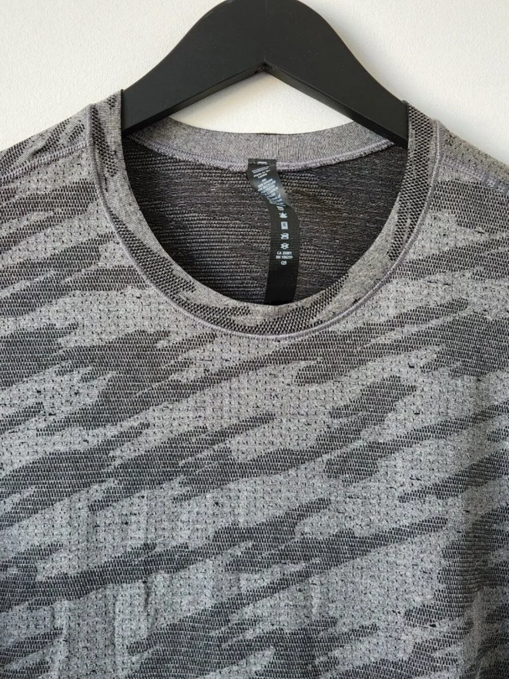 NWT LULULEMON SABA/VPOR Grey Metal Vent Breathe LS Top Shirt Men's Large - Picture 2 of 8